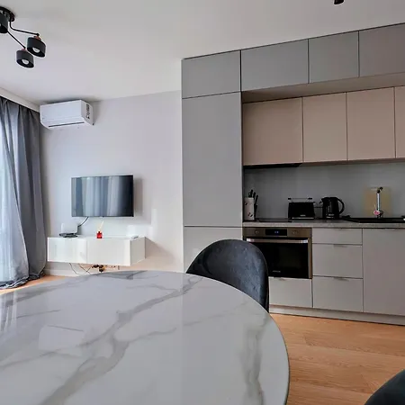 Kazimierza Wielkiego 51 By Homeprime Apartment Krakow