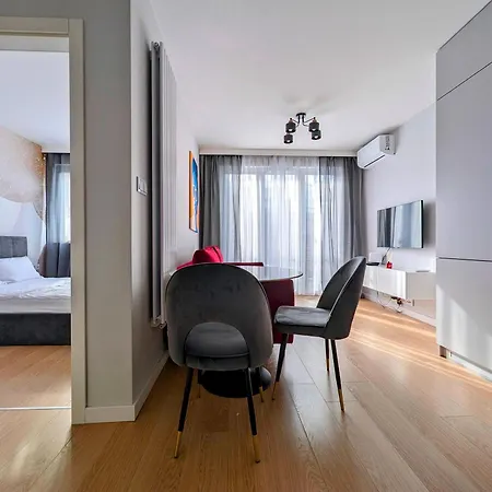 Apartment Kazimierza Wielkiego 51 By Homeprime *