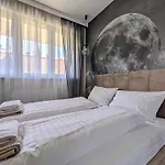 Kazimierza Wielkiego 51 By Homeprime *