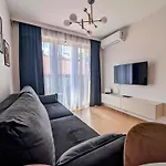 Kazimierza Wielkiego 51 By Homeprime Apartman Krakkó